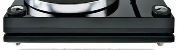 Unbeatable Deals on Roksan Xerxes 20 Plus Turntables at Fanthorpes HiFi!